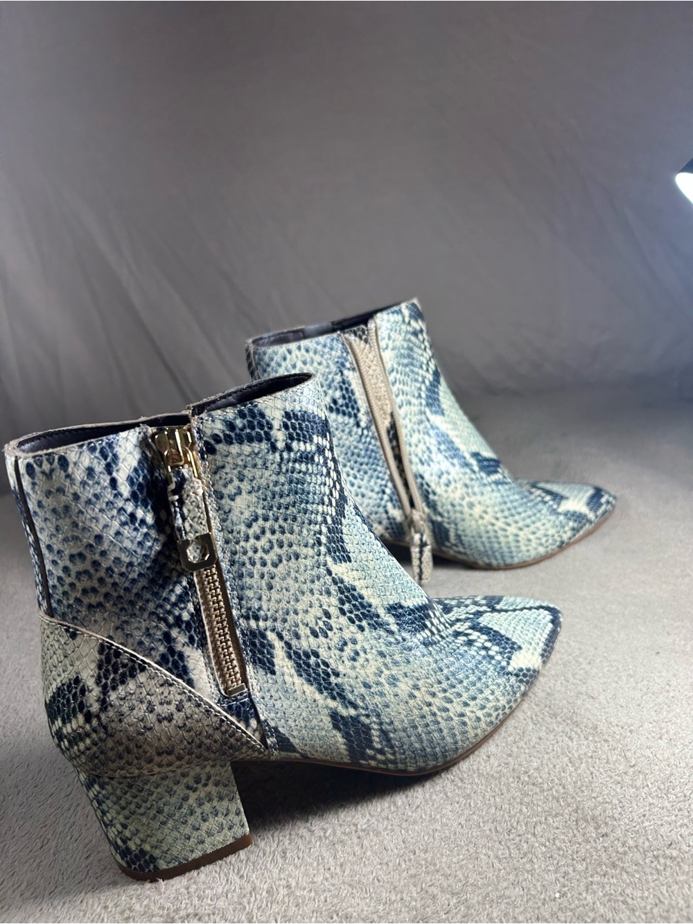 Cole Haan Blue & Gray Snake-Print Ankle Booties with Gold Zip 5.5 - Picture 8 of 10